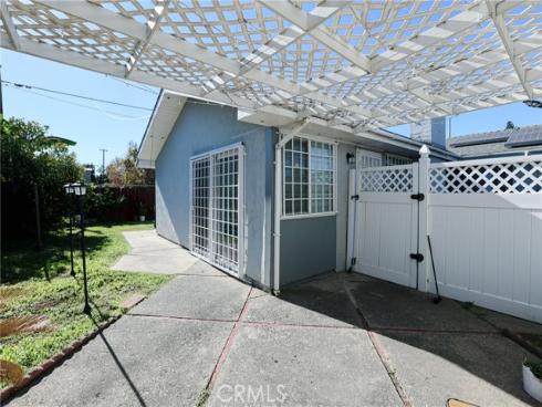2186 W Huntington , Anaheim, CA