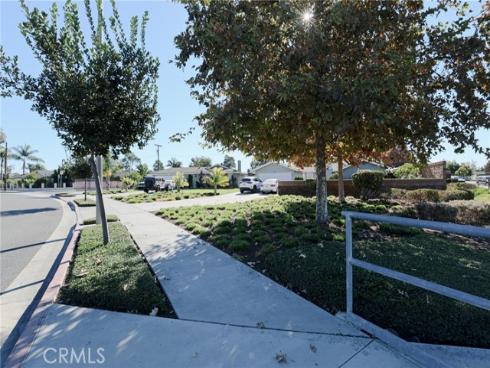 2186 W Huntington , Anaheim, CA