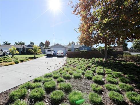 2186 W Huntington , Anaheim, CA