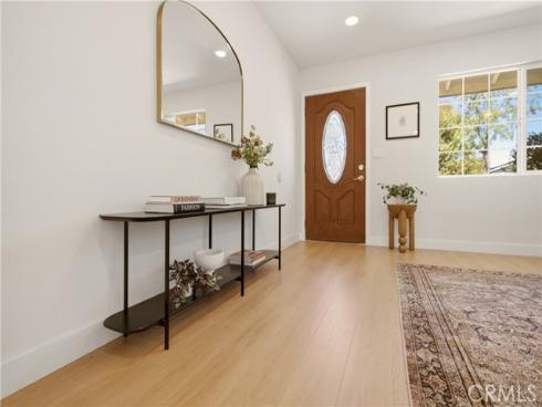 3186 E Radcliffe , Anaheim, CA