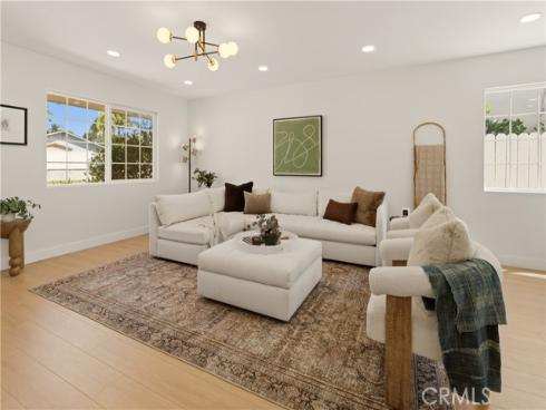 3186 E Radcliffe , Anaheim, CA