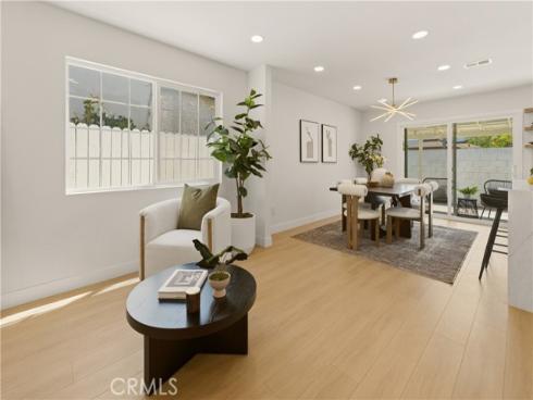 3186 E Radcliffe , Anaheim, CA