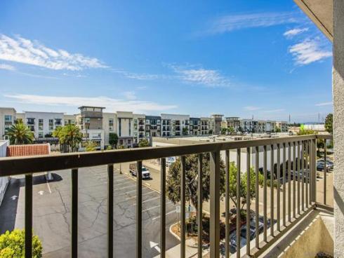 1801 E Katella Ave 4023 , Anaheim, CA