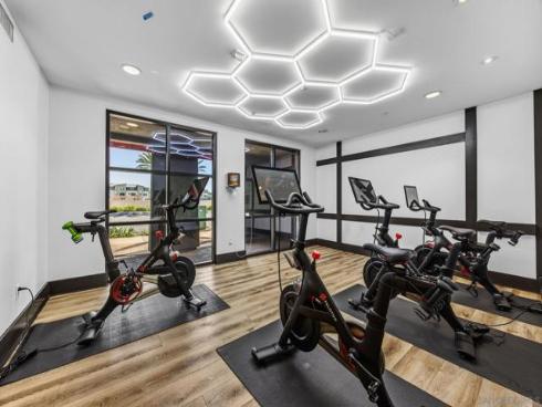 1801 E Katella Ave 4023 , Anaheim, CA