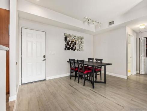 1801 E Katella Ave 4023 , Anaheim, CA