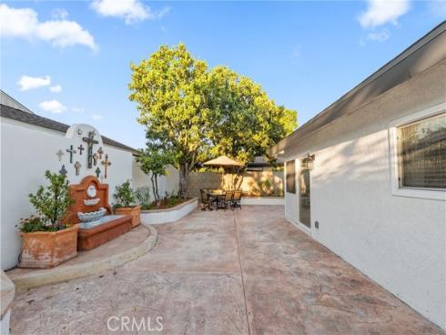 1111 W La Entrada , Anaheim, CA