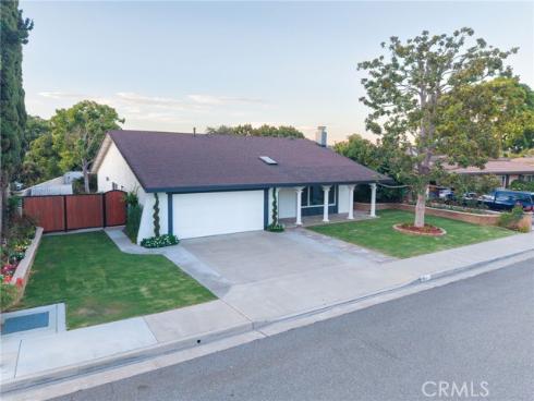 1111 W La Entrada , Anaheim, CA