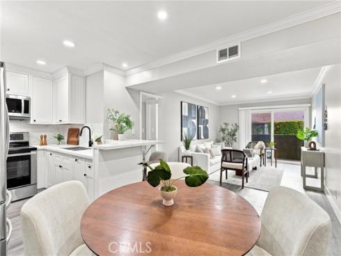 278 N Wilshire 108 , Anaheim, CA
