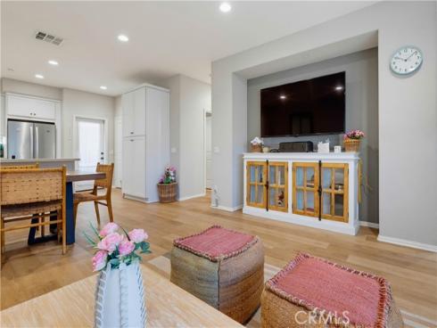 3320 W Mirano , Anaheim, CA