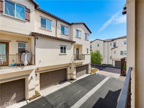 3320 W Mirano , Anaheim, CA