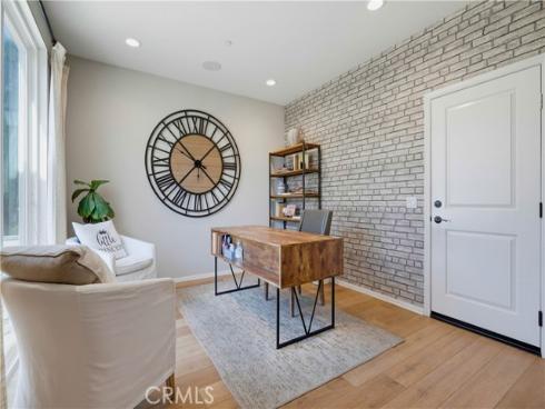 3320 W Mirano , Anaheim, CA
