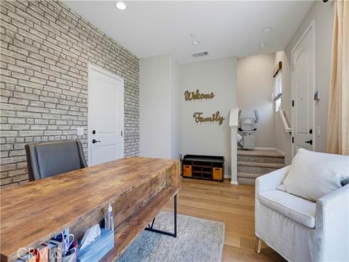 3320 W Mirano , Anaheim, CA