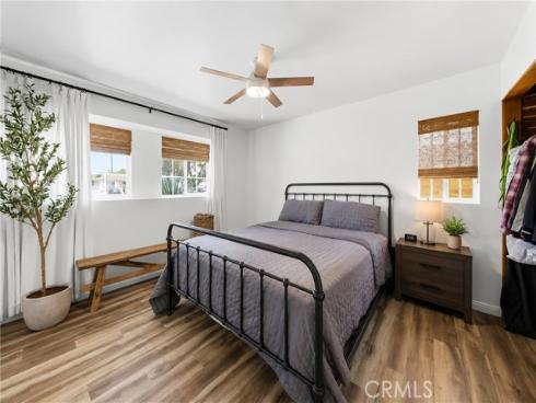 1566 W Crone  , Anaheim, CA