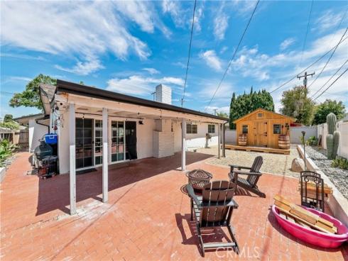 1566 W Crone  , Anaheim, CA