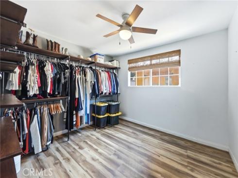 1566 W Crone  , Anaheim, CA