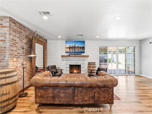 1566 W Crone  , Anaheim, CA
