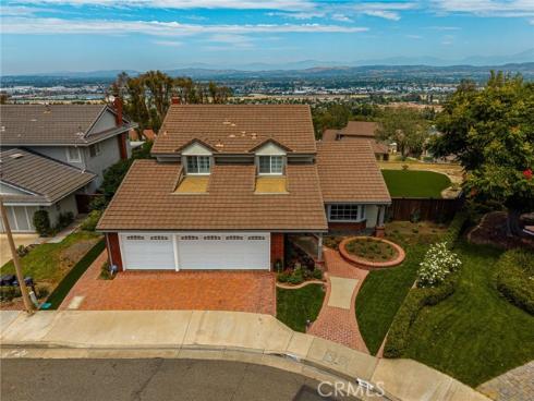 4431 E Olive Branch , Anaheim, CA