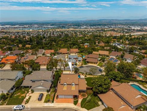 4431 E Olive Branch , Anaheim, CA