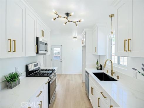 1246 E Turin , Anaheim, CA