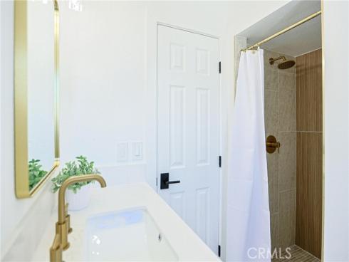 1246 E Turin , Anaheim, CA