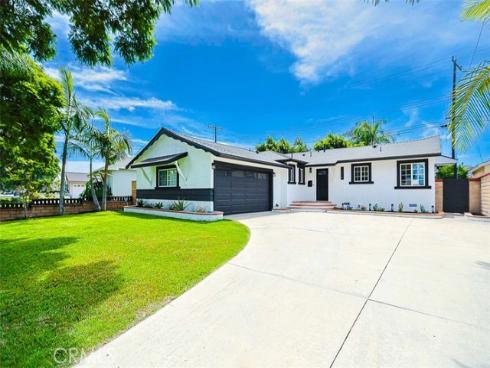 1246 E Turin , Anaheim, CA