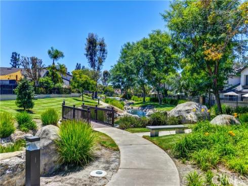 1352 N Mako , Anaheim, CA