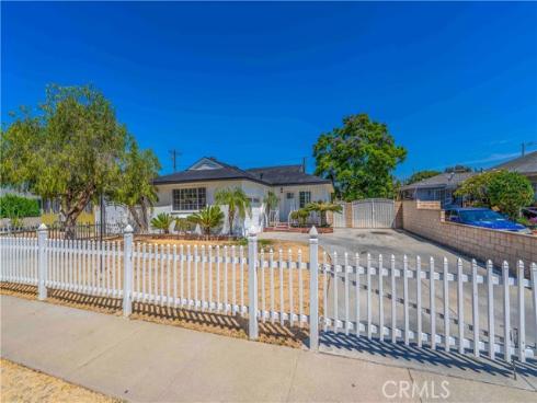 1631 E Arbutus , Anaheim, CA