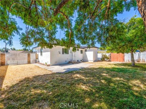 1631 E Arbutus , Anaheim, CA