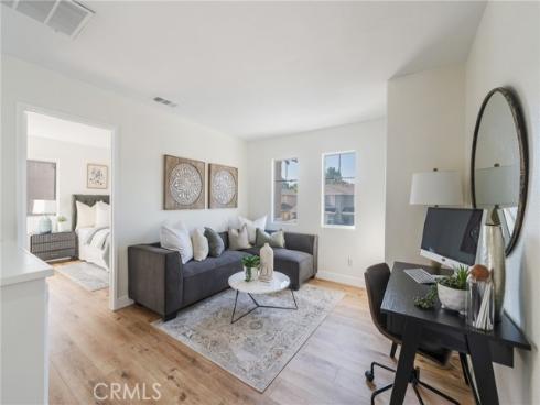 515 E Cypress  , Anaheim, CA