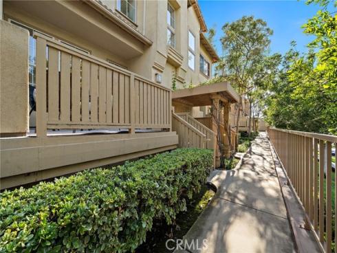 551 W Summerfield  , Anaheim, CA