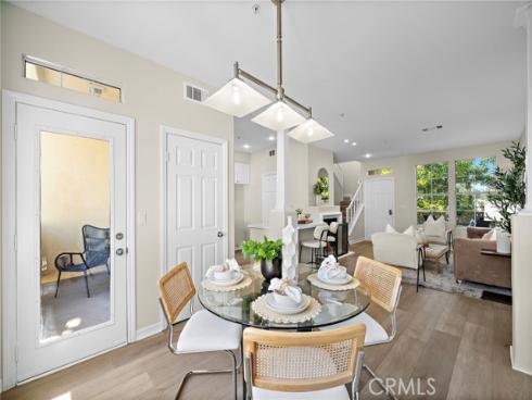 551 W Summerfield  , Anaheim, CA