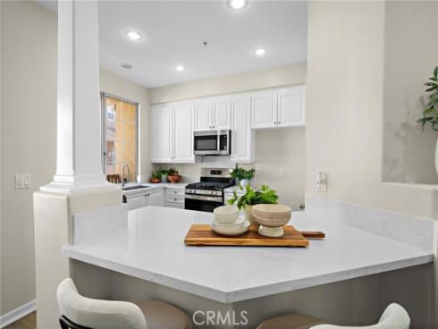 551 W Summerfield  , Anaheim, CA