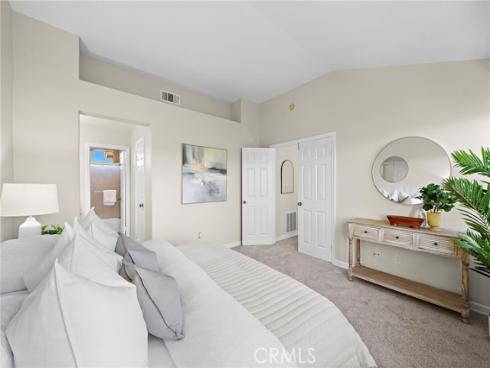 551 W Summerfield  , Anaheim, CA
