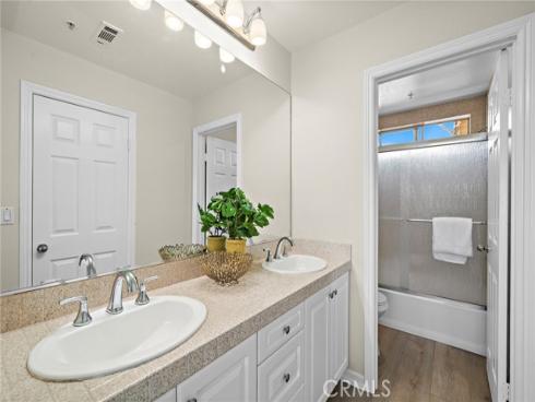 551 W Summerfield  , Anaheim, CA