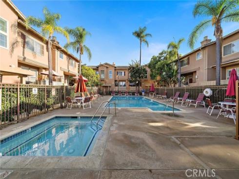 551 W Summerfield  , Anaheim, CA