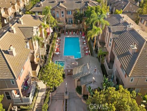 551 W Summerfield  , Anaheim, CA