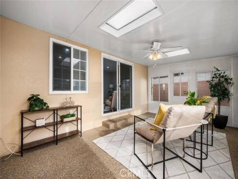 1943 W Victoria , Anaheim, CA
