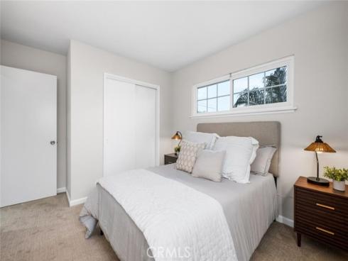 1943 W Victoria , Anaheim, CA