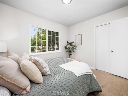1943 W Victoria , Anaheim, CA