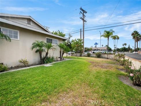 1943 W Victoria , Anaheim, CA