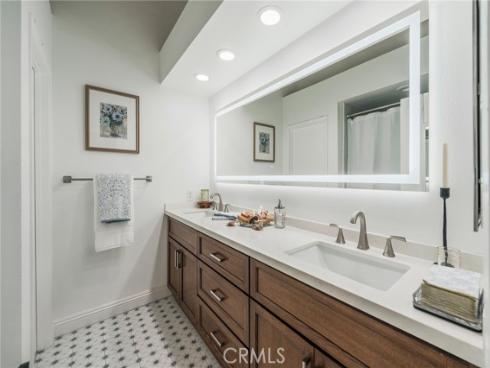 6097 E Montefino  , Anaheim, CA
