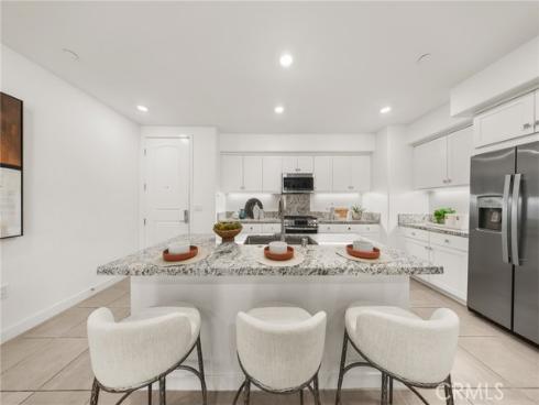 1867 S Union 60 Street, Anaheim, CA