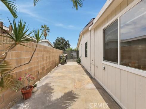 1284 E Florida  , Anaheim, CA