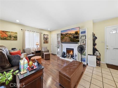 1284 E Florida  , Anaheim, CA