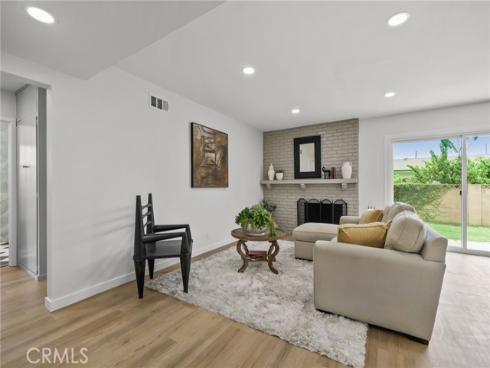 1774 W Niobe , Anaheim, CA