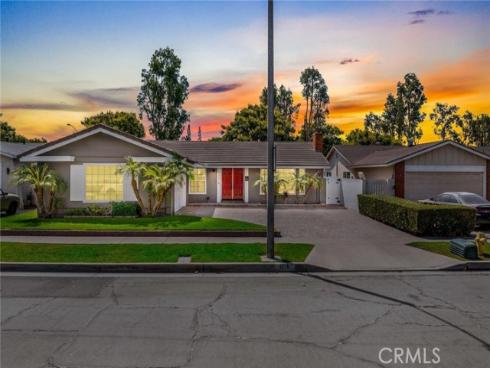 1216 E Clifpark Way, Anaheim, CA