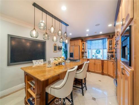 1861 W Chalet , Anaheim, CA