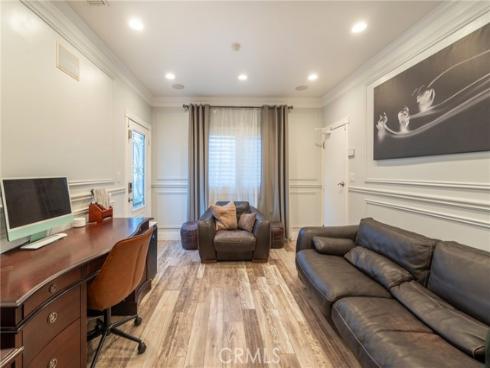 1861 W Chalet , Anaheim, CA