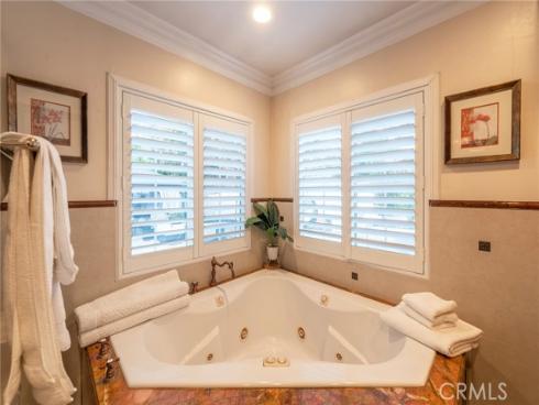 1861 W Chalet , Anaheim, CA