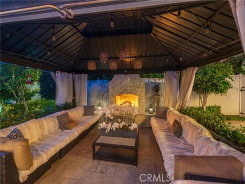 1861 W Chalet , Anaheim, CA
